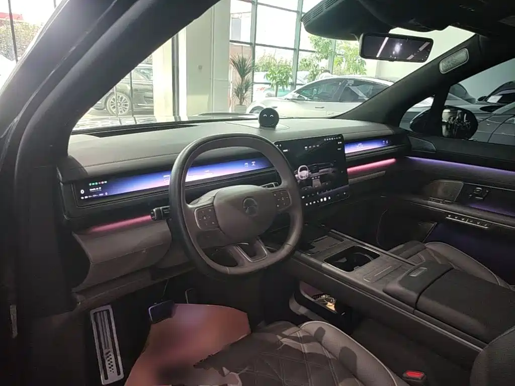 NIO ES8 2026 мест Executive Luxury