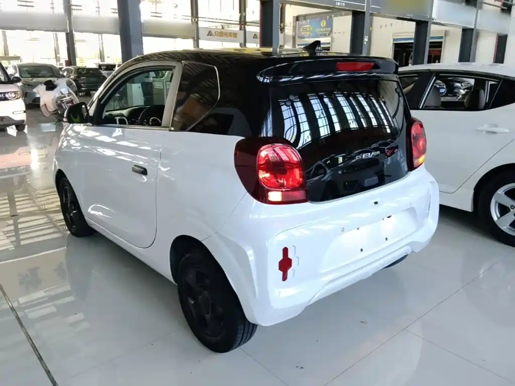 Roewe Clever — миниатюра 5