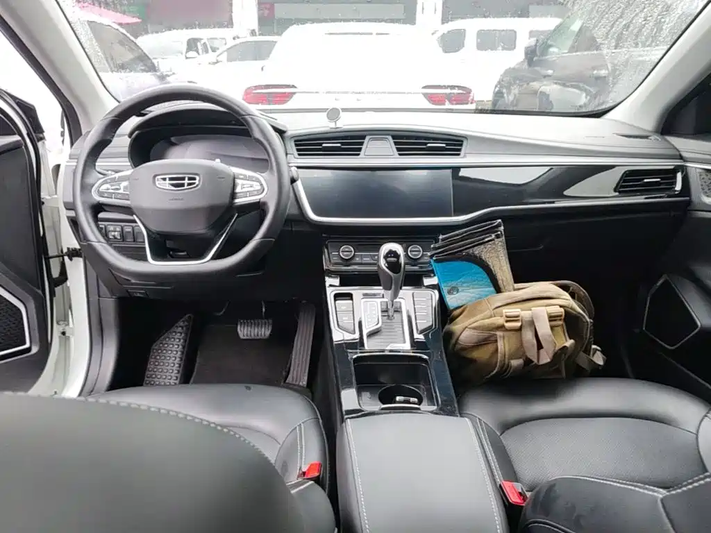 Geely Emgrand GL — миниатюра 10