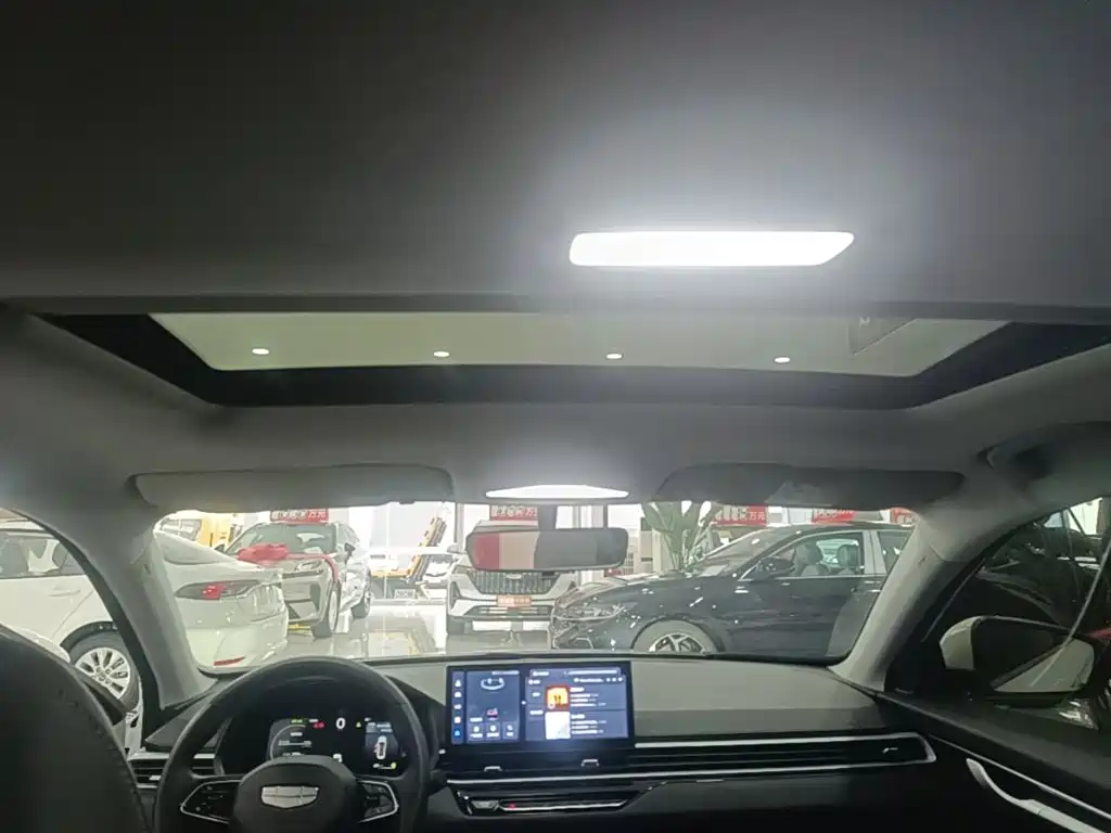 Geely Emgrand — миниатюра 18
