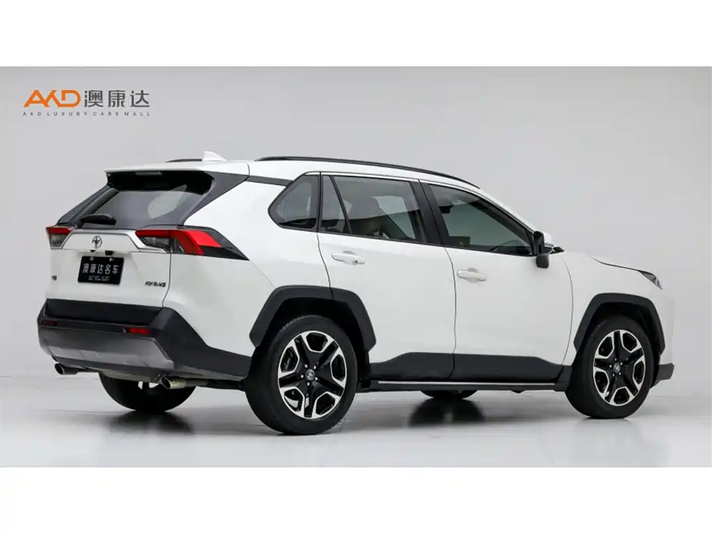 Toyota RAV4 — миниатюра 3