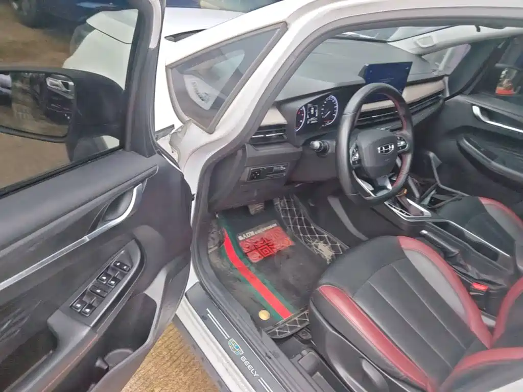 Geely Vision X3 — миниатюра 16