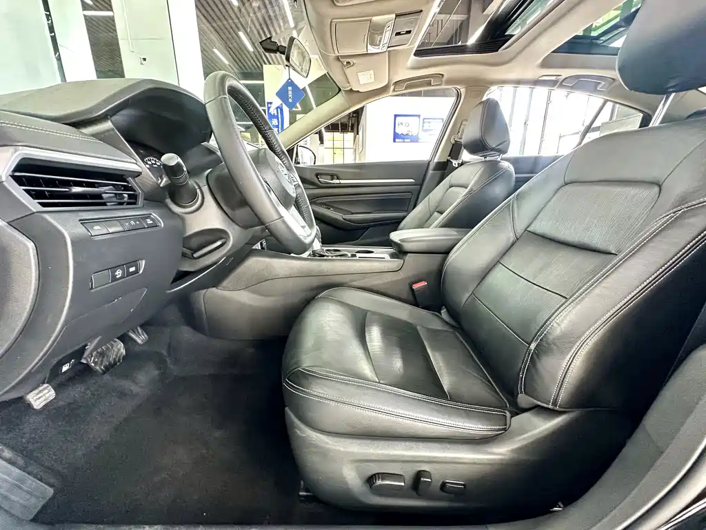 Nissan Teana — миниатюра 4