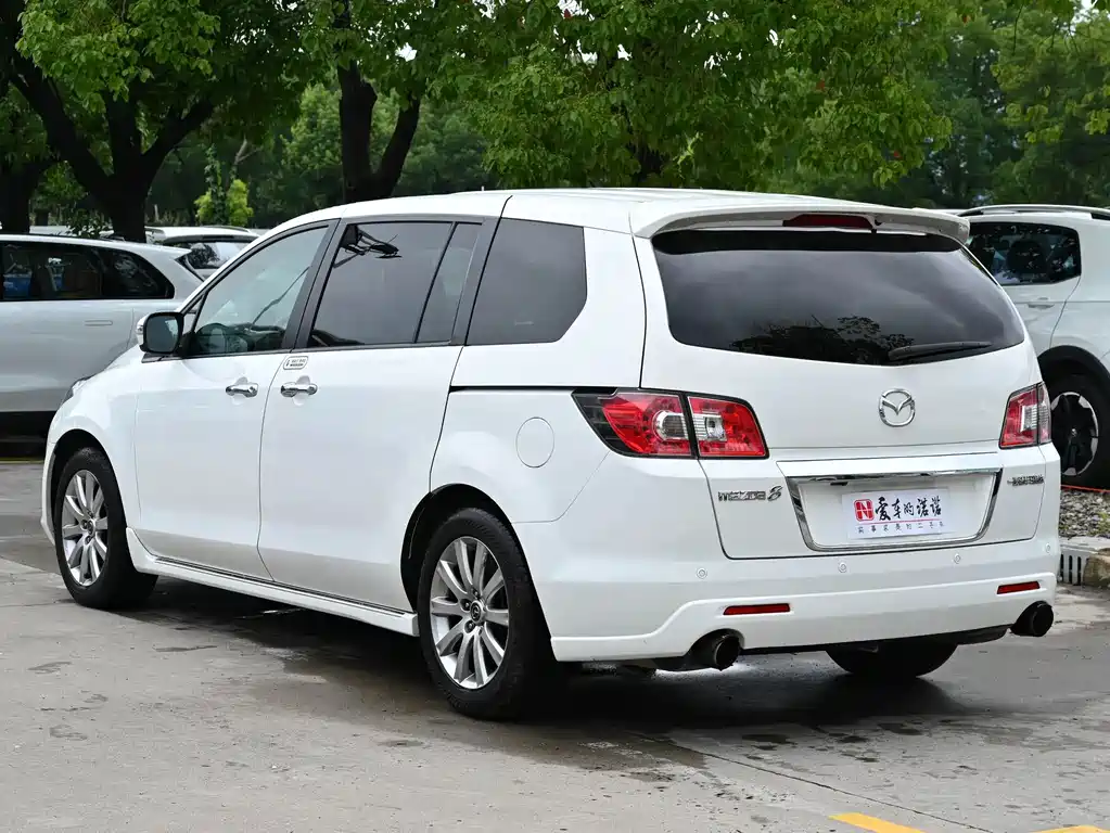 Mazda 8 2015 2.5L
