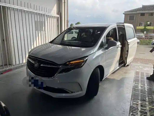 BUICK  GL8 2022