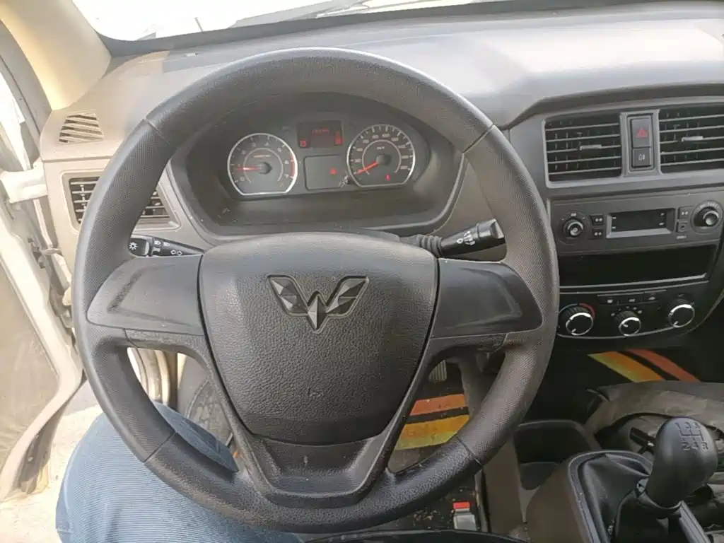 Wuling Rongguang S — миниатюра 11