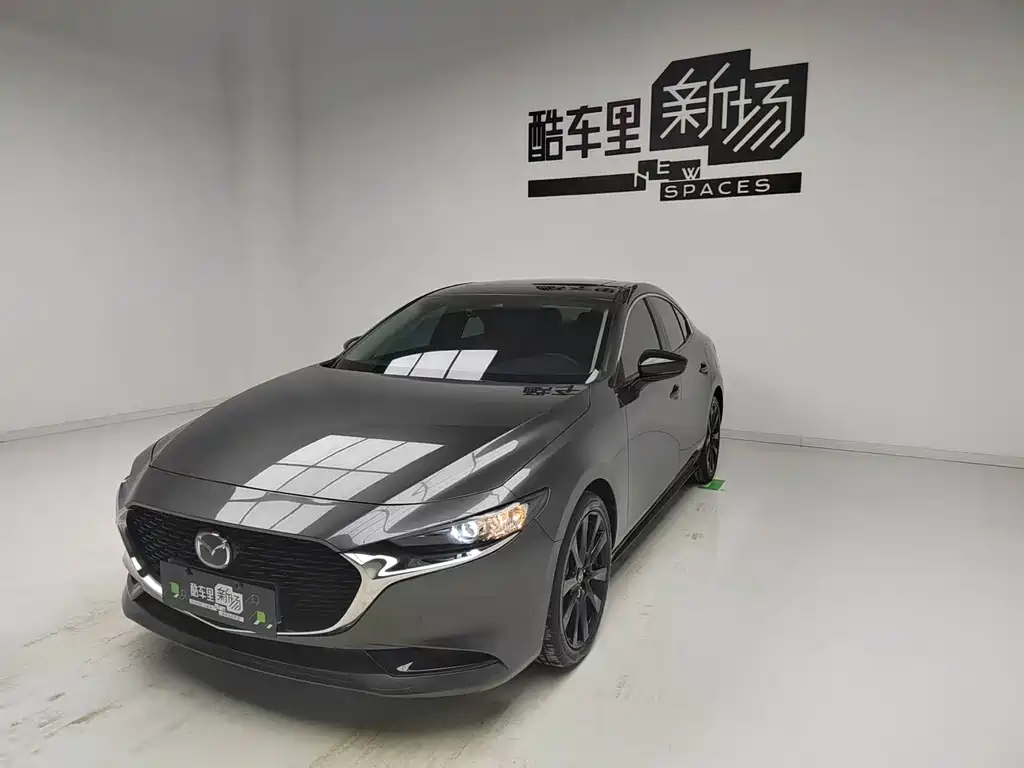 Mazda 3 Axela 2023
