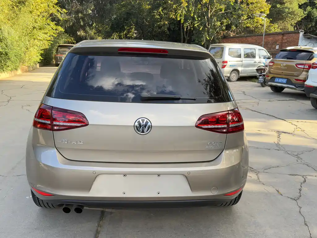 Volkswagen Golf — миниатюра 5