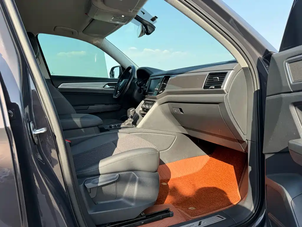 Volkswagen Teramont — миниатюра 13