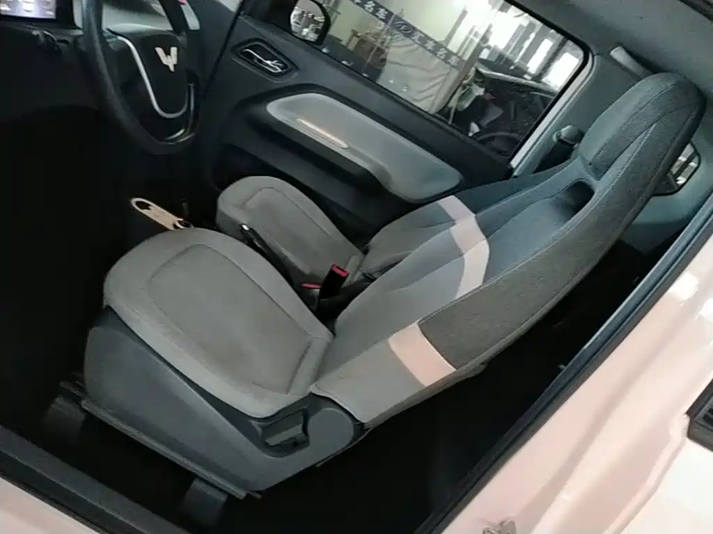 Wuling MINIEV — миниатюра 15