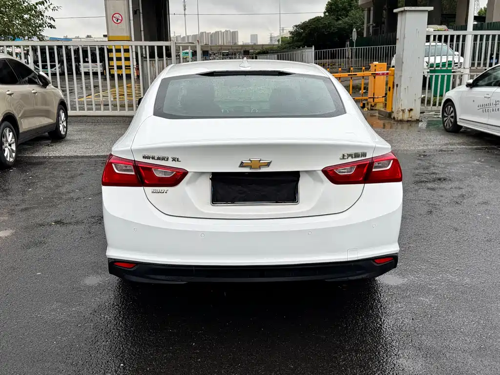 Chevrolet Malibu XL — миниатюра 15