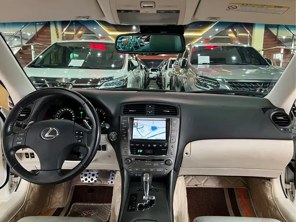 Lexus IS — миниатюра 17