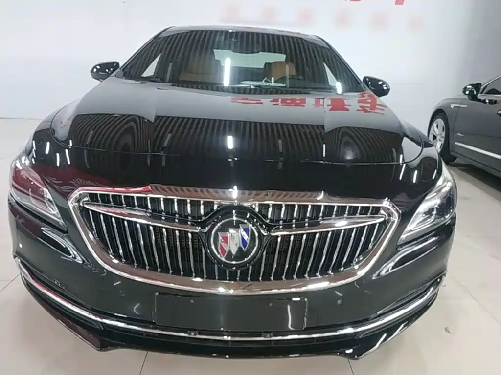 Buick LaCrosse — миниатюра 3