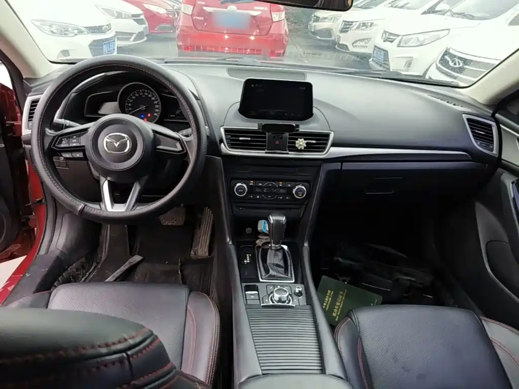 Mazda 3 Axela — миниатюра 10