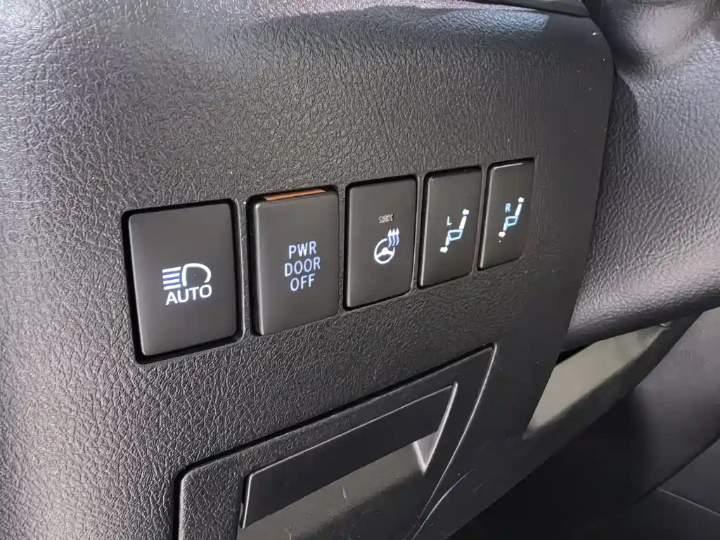 Toyota Alphard 2018 3.5L Luxury