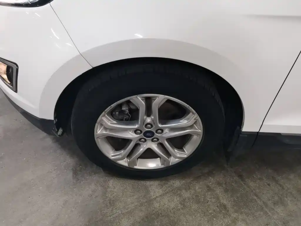 Ford Edge — миниатюра 23