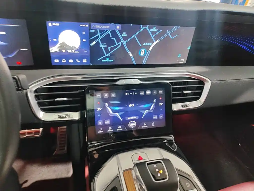 Hongqi Hongqi E-HS9 — миниатюра 13