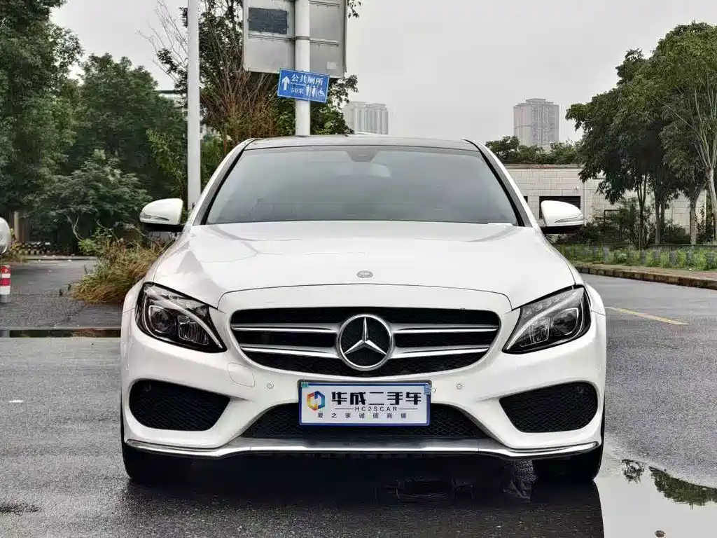 Mercedes-Benz C-Class — миниатюра 2