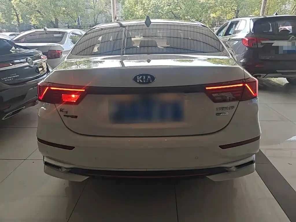 Kia K3 — миниатюра 6