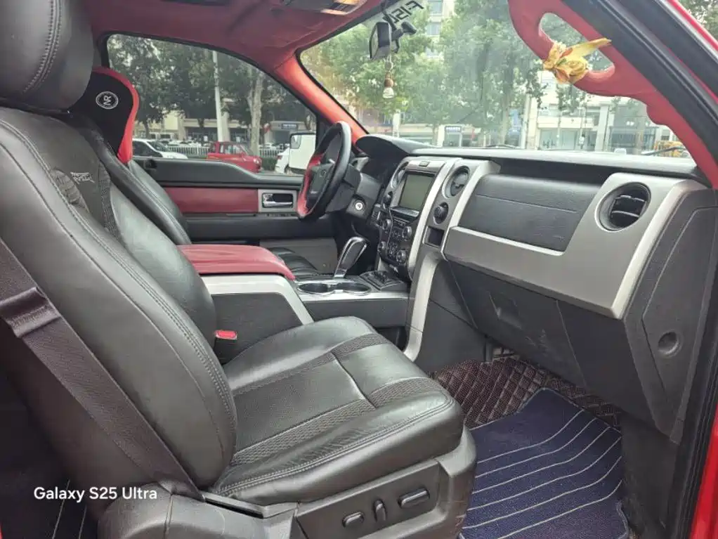 Ford F-150 Raptor — миниатюра 5