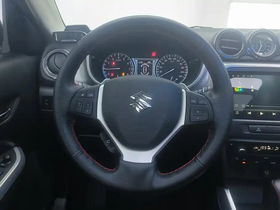 Suzuki Vitara — миниатюра 15