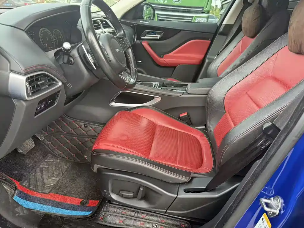 Jaguar F-PACE — миниатюра 4