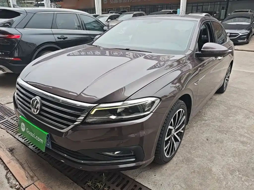 Volkswagen Lavida — миниатюра 2