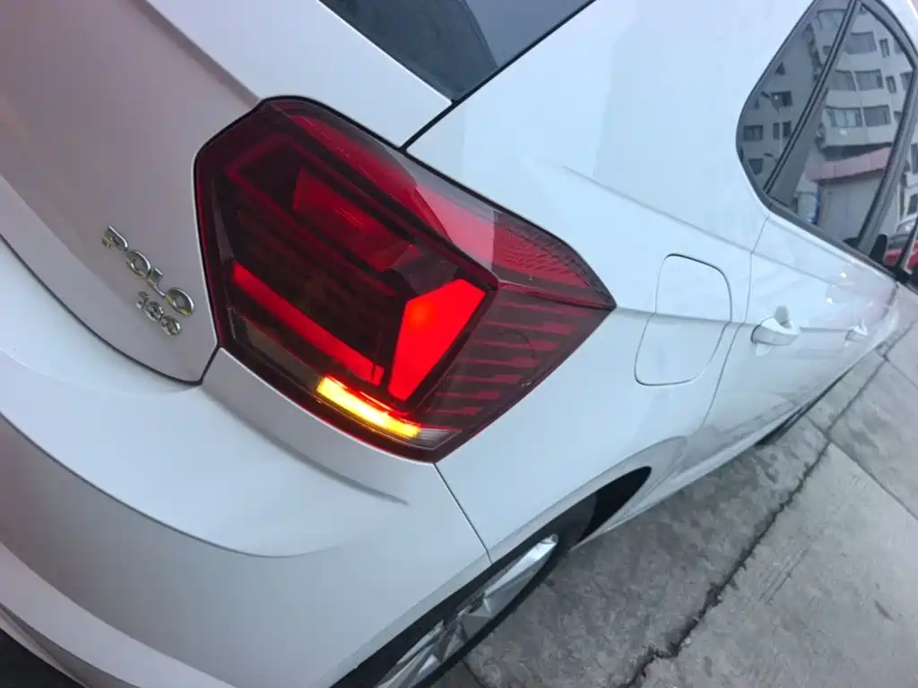 Volkswagen Polo — миниатюра 8