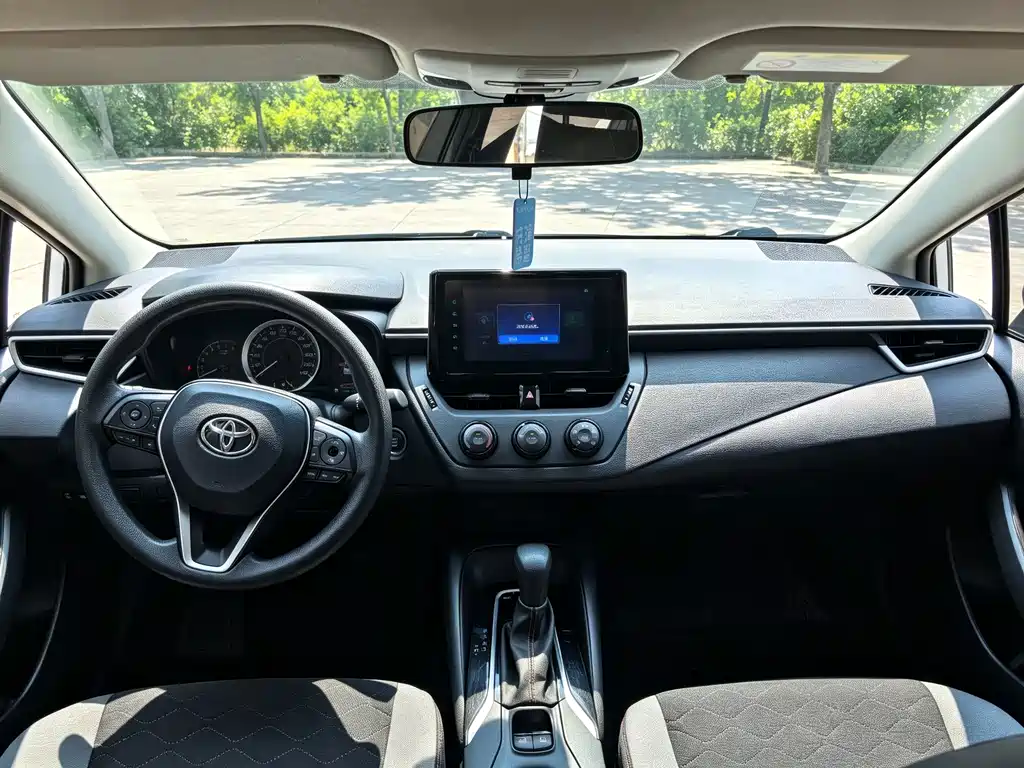 Toyota Corolla — миниатюра 9