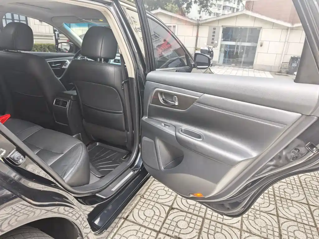 Nissan Teana — миниатюра 7