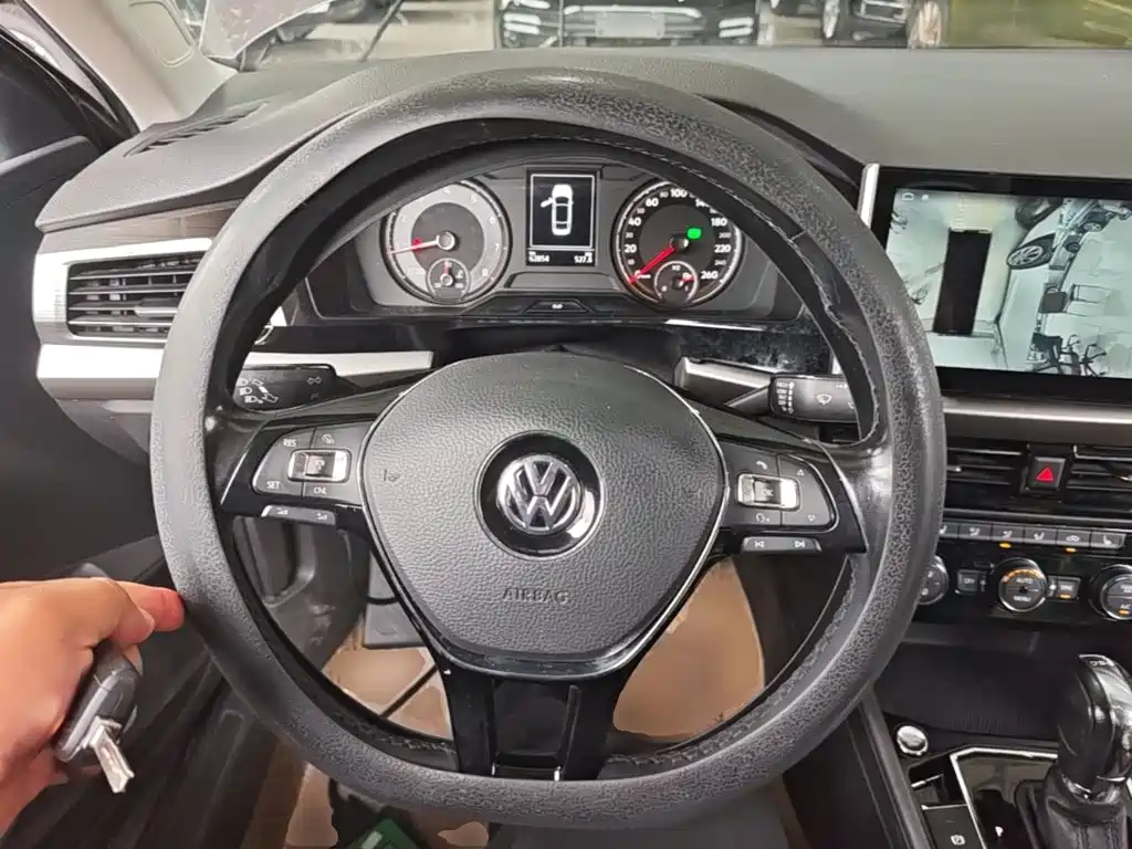 Volkswagen Lavida — миниатюра 11