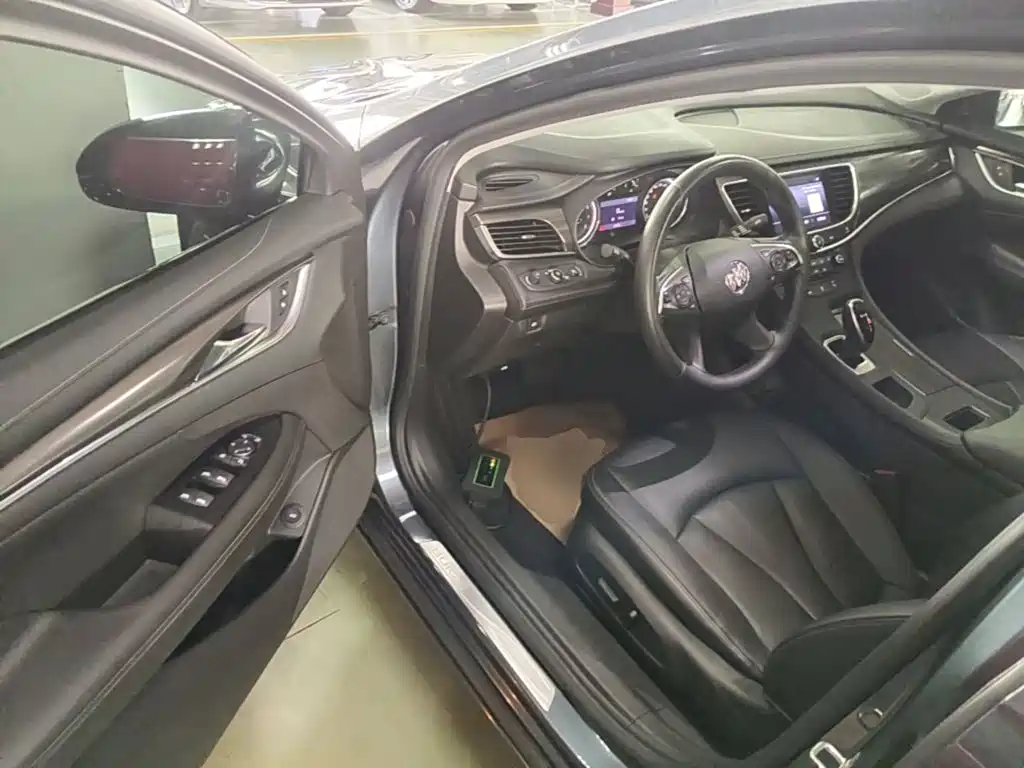 Buick LaCrosse — миниатюра 16