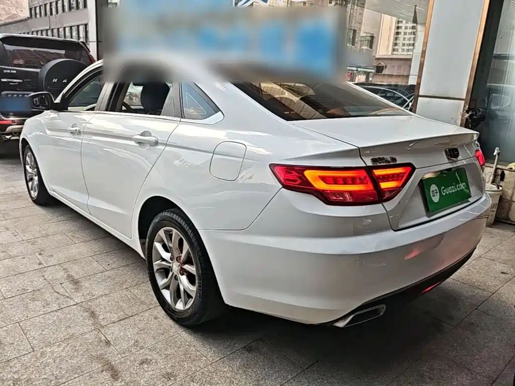 Geely Emgrand GL — миниатюра 5