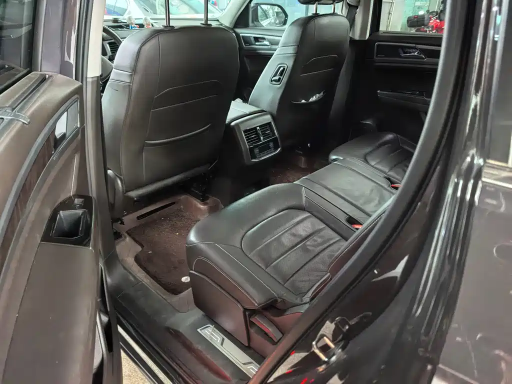 Volkswagen Teramont — миниатюра 4