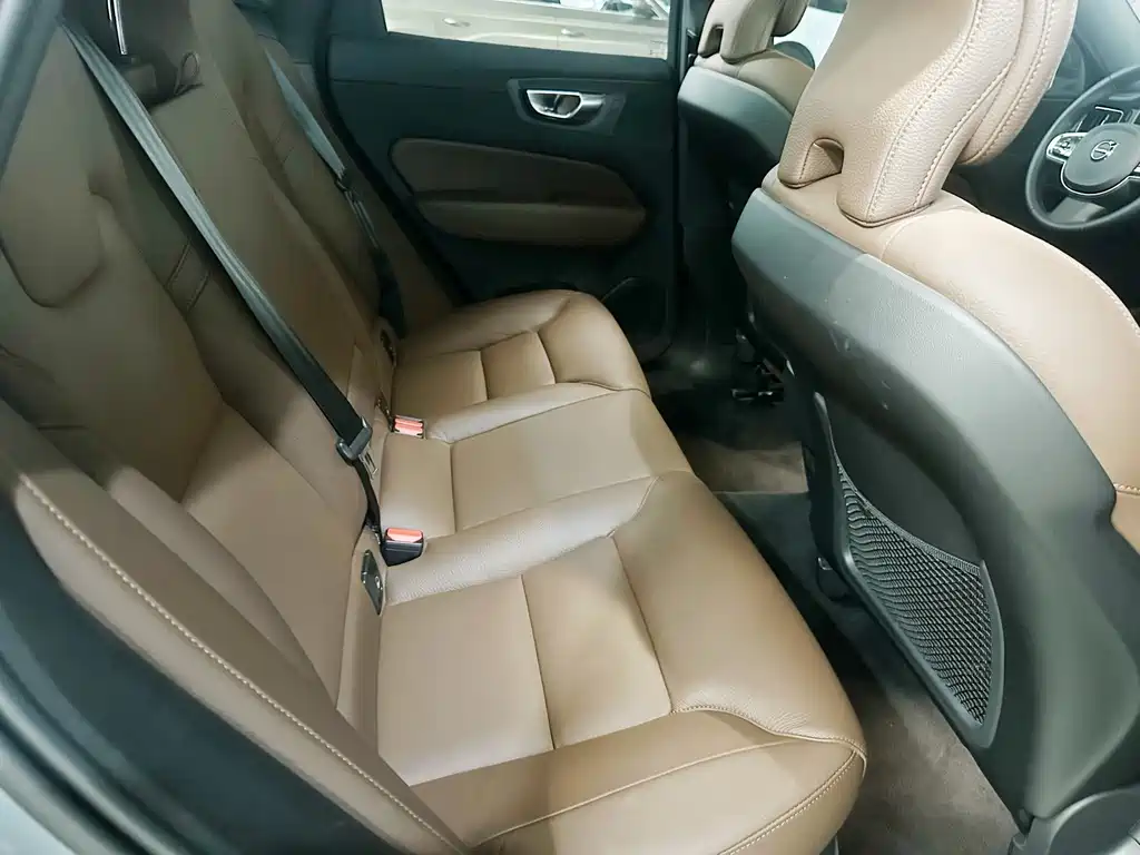 Volvo XC60 — миниатюра 9