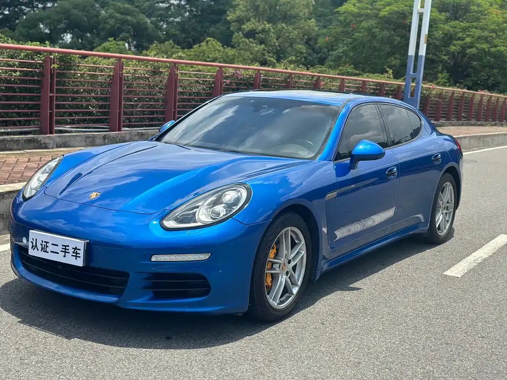 Купить Porsche Panamera