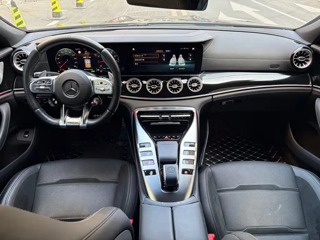 MERCEDES-BENZ AMG GT