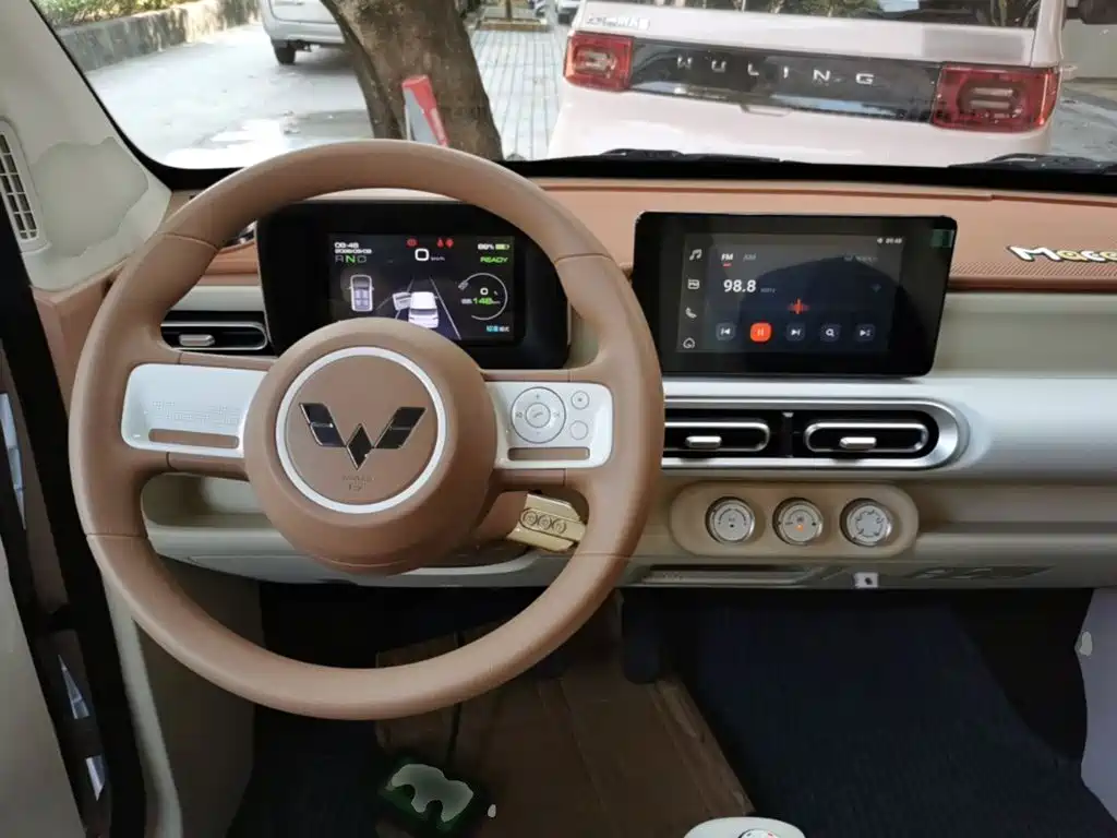 Wuling MINIEV — миниатюра 10