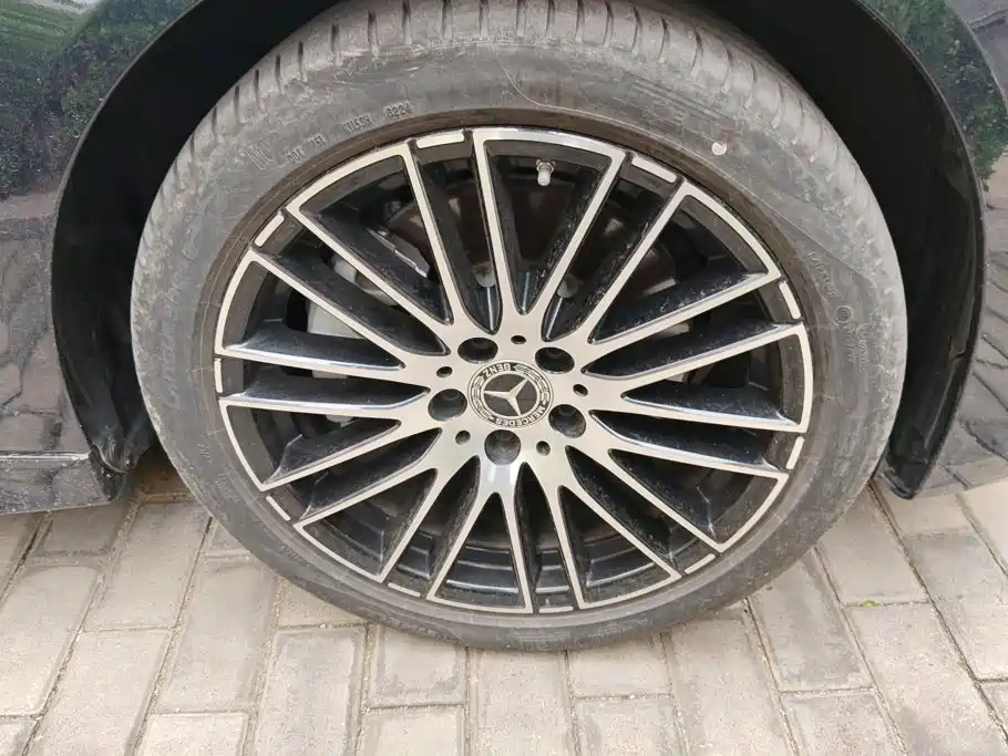 Mercedes-Benz C-Class — миниатюра 6