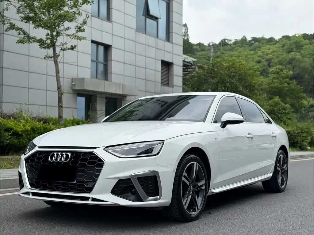 Купить Audi A4L