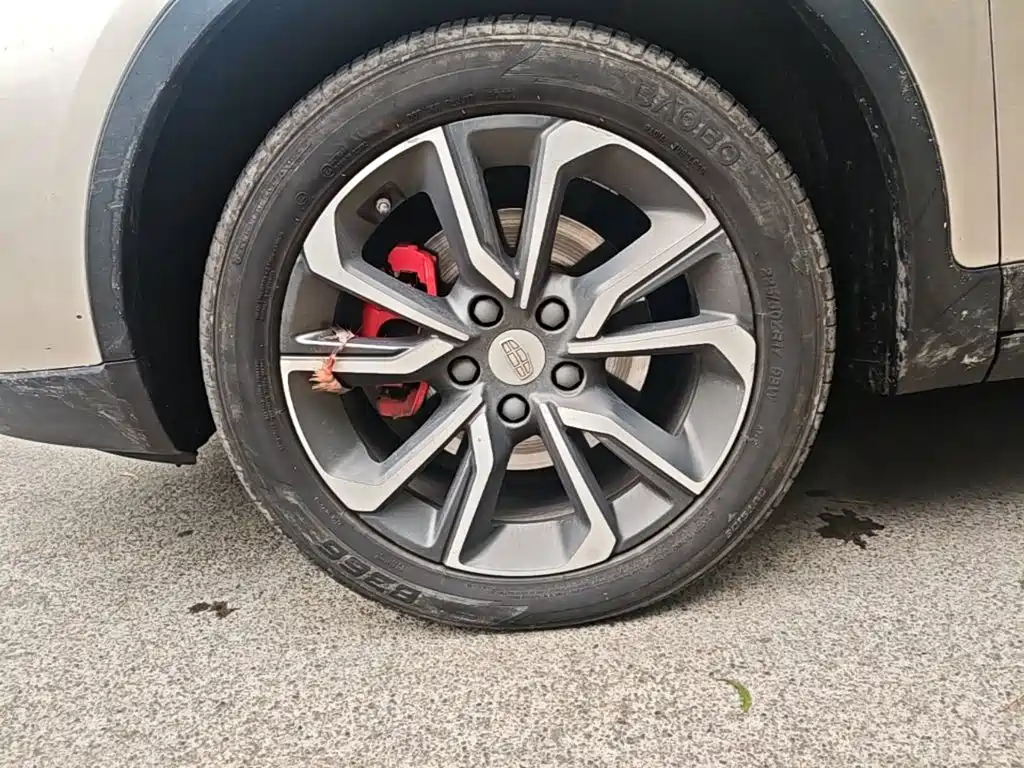 Geely Emgrand GS — миниатюра 23