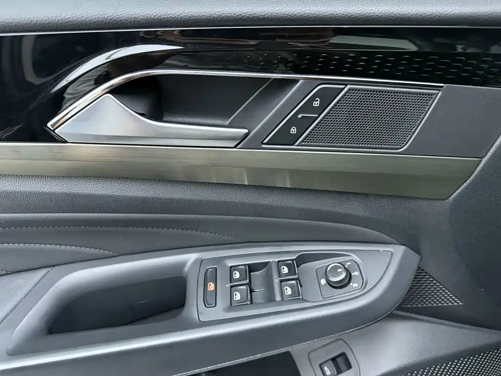 Volkswagen Passat — миниатюра 10