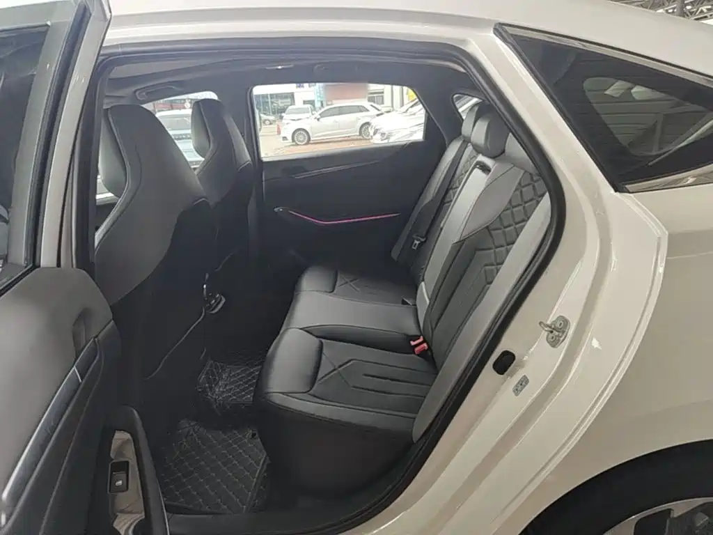 Changan Ruicheng PLUS — миниатюра 17
