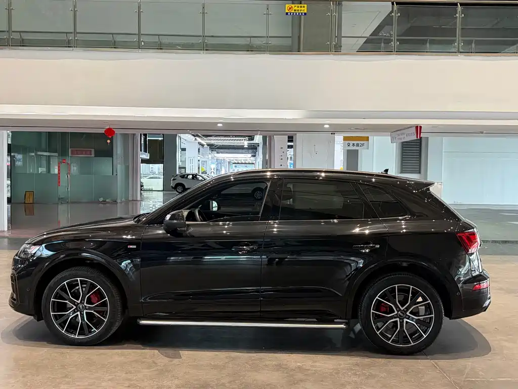 Audi Q5L — миниатюра 8