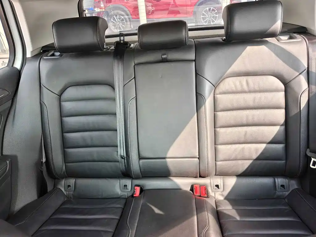 Volkswagen Golf — миниатюра 6