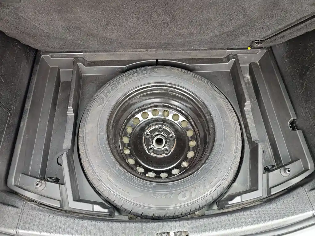 Volkswagen Touran — миниатюра 11