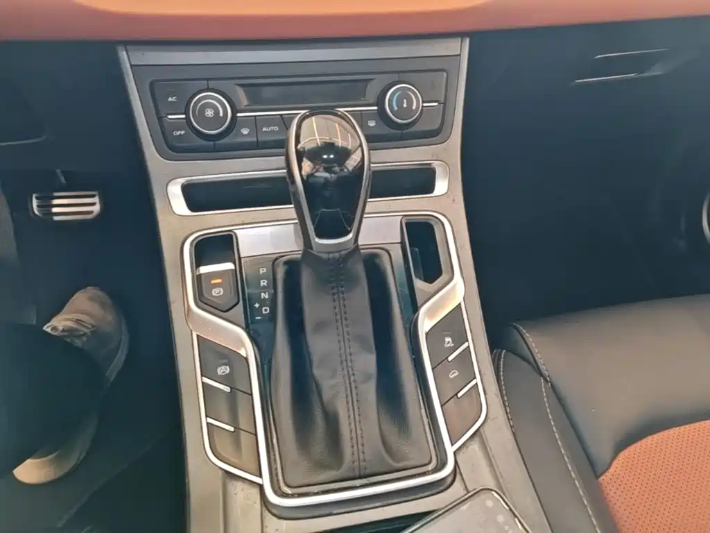 Geely Vision S1 — миниатюра 14