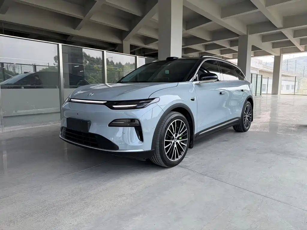 Leapmotor Leapmotor C11 — миниатюра 2
