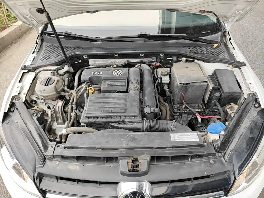 Volkswagen Golf — миниатюра 20