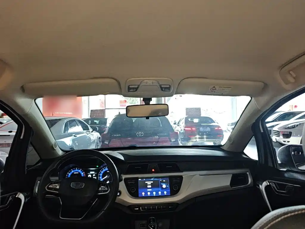 Geely Vision X3 — миниатюра 18